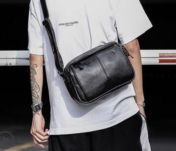 

2019 new classic fashion men messenger bags cross body bag school bookbag should 41213 with dust bag