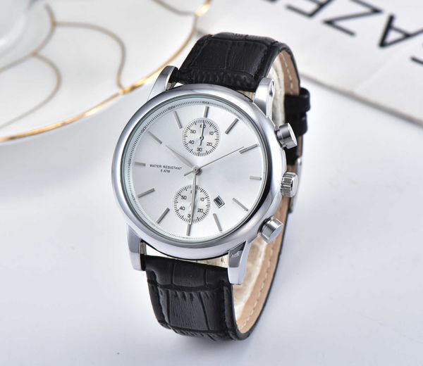

2019 new aa3a wis h european and american fashion leisure sport 3a belt quartz watch men's watch, Slivery;brown