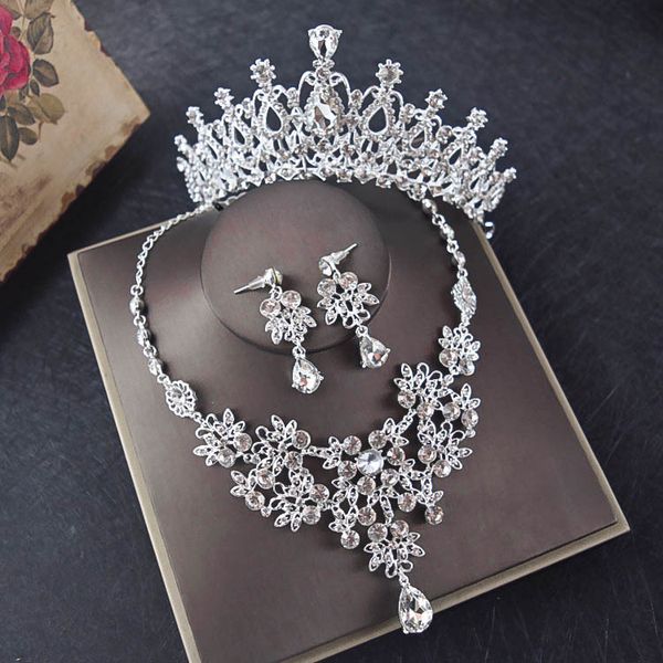 

retro bling bling crystal adorned bridal crown necklace earring sets quinceanera party jewelry formal events bridal jewelry sets luxurious, White