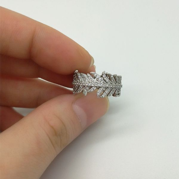 

Xinyida gold inlaid crystal diamond ring trend fashion feather ring European style retro factory direct sales