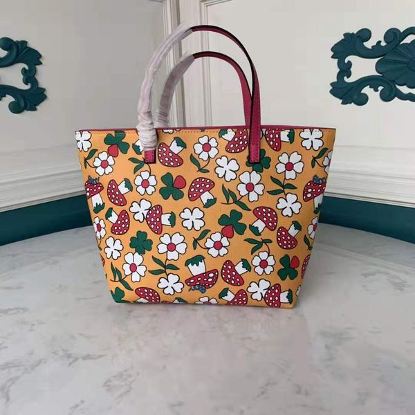 

2020 women's handbags classic jewelry bag pu leather shoulder bag crossbody size: width 20.5x height 20x side width 10cm