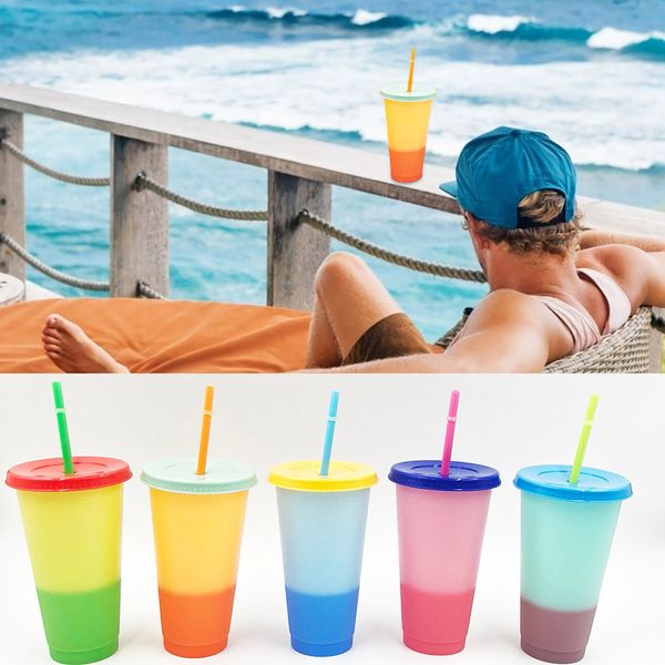 700 ml Tazze di colore a cambiamento di temperatura in plastica Bottiglie di tazze da caffè colorate a colori di acqua fredda con coperchio a cannucce