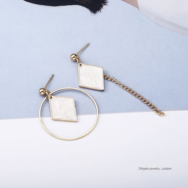 

Hot Sell New Fashion White Geometric Drop Earrings Popular Personalized Statement Assymetric Earrings Wholesale Jewelry E0340