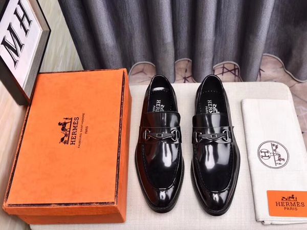 

18ss дизайнеры моды кожаные мужские туфли дышащая англия корейский стиль мужской молодежи указал платье бизнес повседневная свадебная обувь, Black