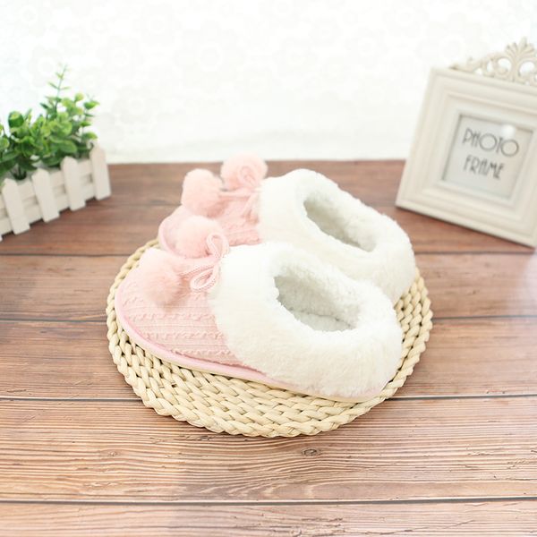 

2019 new winter pregnant womens cotton shoes womens home warm and antiskid wool ball thickened bag with moon cotton slippers, Black