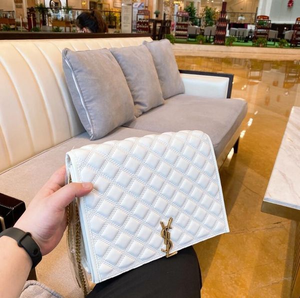 

2020 classic fashion postman bag chain one-shoulder diagonal cross versatile style