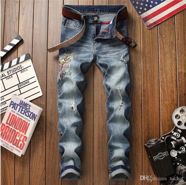 

2019 spring mens fashion designer jeans retro stretch embroidery washed straight leg slim fit streetwear scratched denim pants cj8606, Blue