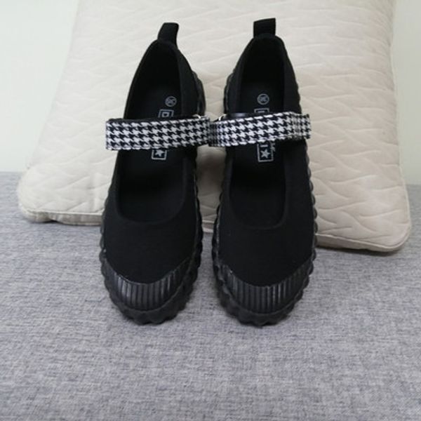 

2019 new japanese soft sister yamamoto style small black shoes ballet canvas shoes fairy mary jane