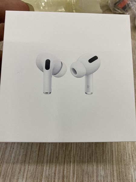 

Supercopy animation howing 3nd generation wirele charging bluetooth earphone with mart en or matte hinge h1 earbud pk airpod pro chip