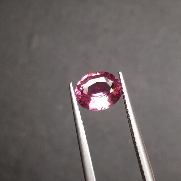 

orange pink sapphire gemstone 100% natural pink sapphire loose gemstones 1.57ct loose stones for jewelry making, Black