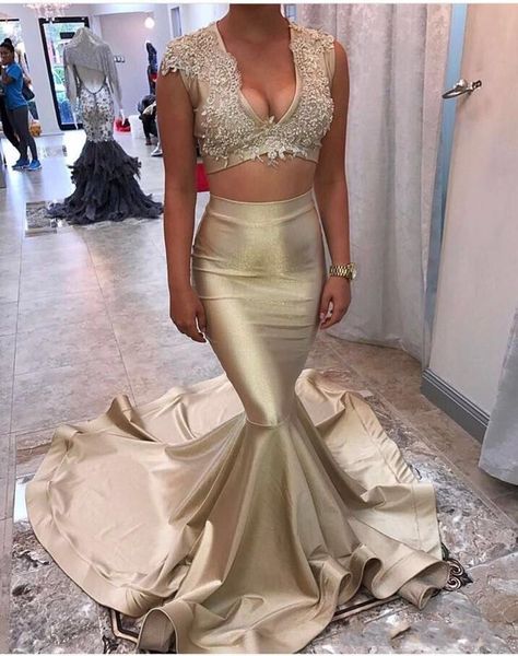 

2019 new v neck champagne gold mermaid two pieces prom dresses long court train satin beaded lace women evening party gowns, Black