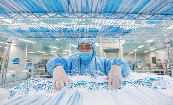 

disposable dust masks three-layer film fast delivery and delivery, suitable for daily life, wholesale from 100