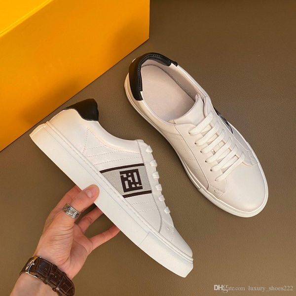 

2020 latest handmade casual shoes men's casual shoes fashion trend comfortable shoe size 38-45 type 39745400713a