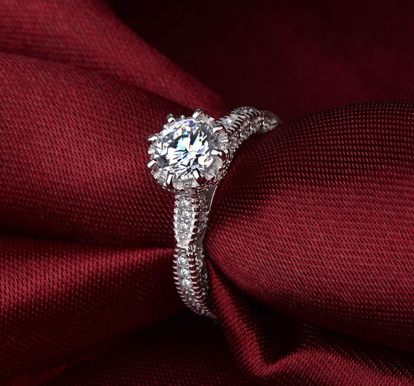 

women's silver plated platinum crown the european and american classic decorative pattern claw inlay zircon marriage engagement ring, Golden;silver