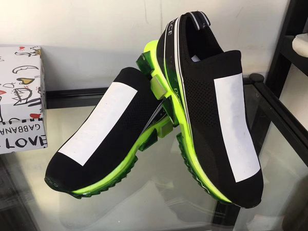 

Дизайнерская мода Качество Вязаная обувьТопные кроссовки Дышащие Мужчины и женщ