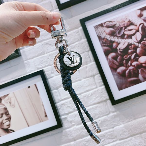 

arrive designer key buckle fashion famous designer keychain fashion handmade brand car keychain man woman bag charm pendant accessories 8803, Silver