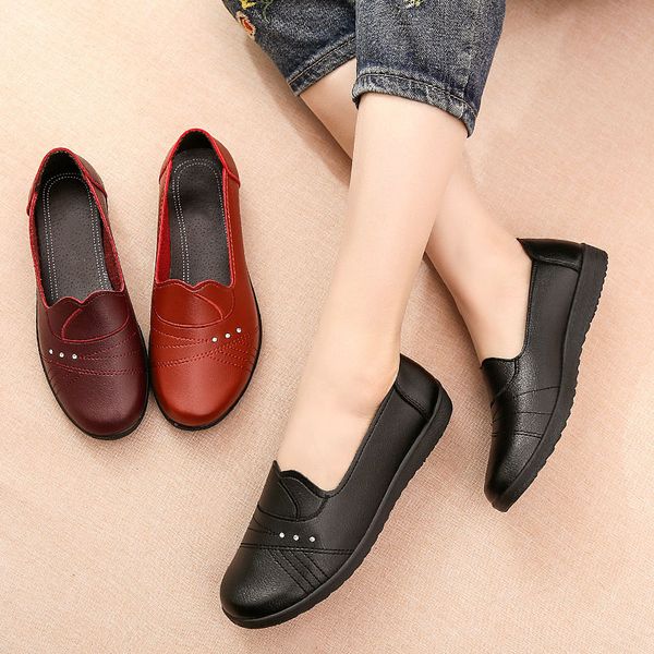 

2019 new autumn women flat shoes slip on black leather casual loafers female fashion pu round toe moccasins comfort ladies