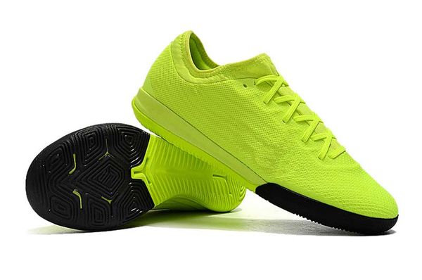 

men knitted soccer shoes ic / tf soccer shoes yellow low help football shoes