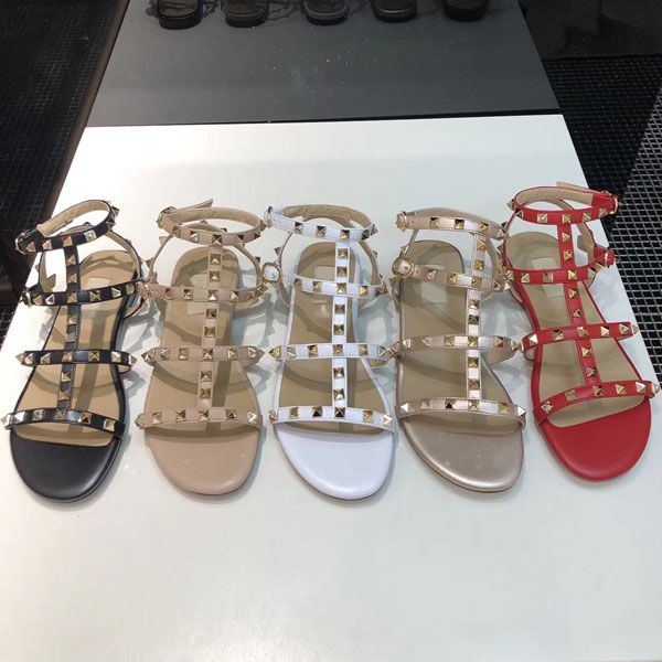 

2019 fashion luxury designer shoes vlt rivets genuine leather sandals women casual shoes large size 35-41, Black
