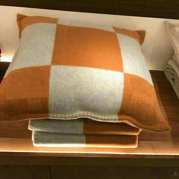 Fashion Vintage Fleece Pillowcase Letter H Cashmere European