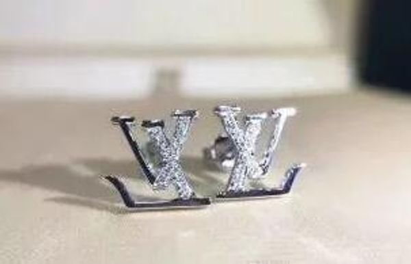 

2019 женские ювелирные изделия серьги с буквами из 18-каратного серебра посеребренн