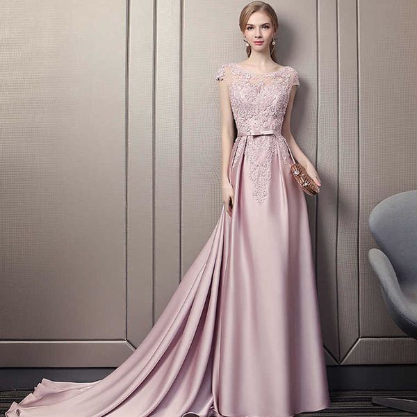 

blush pink satin evening dresses with lace appliques 2020 floor length evening gowns short sleeves prom dress, Black;red