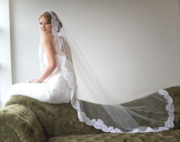 

2019 charming 2 meters length bridal wedding veils tulle one tier lace applique edge white birdal veils wedding accessory, Black