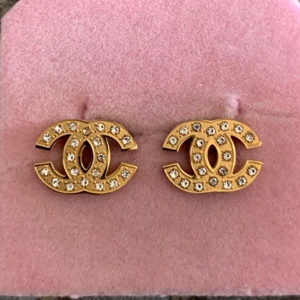 

2020 высокого качества алмазов письмо серег из нержавеющей стали 316l 18k золото выросли серебряные женщин мужчины кристалл серьги фабрика о, Slivery;golden