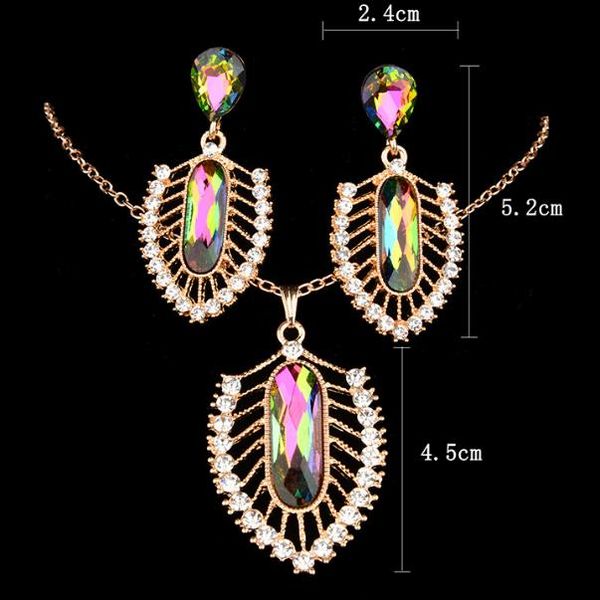 

2018 stylish two-piece set with exaggerated crystal earrings necklace set with hollowed-out drop earrings alloy material, Silver