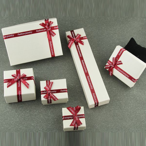 

4pcs fashion jewelry necklace ring gift box square birthday fine trumpet paper box business packing dinner bow party confession