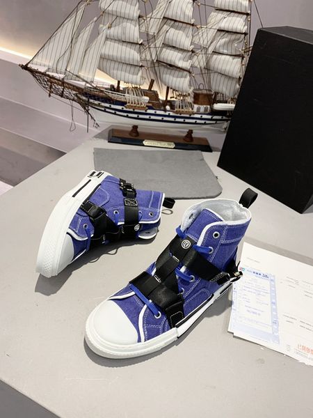 

Top Quality Men Women Leather Casual Shoes Lace Up Comfort Pretty shoes Men's Trainers Daily Lifestyle Skateboarding Shoes, 01
