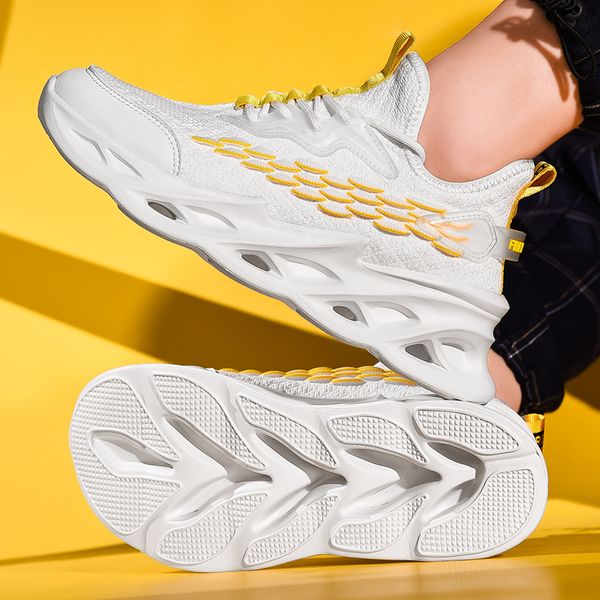 

men's 2020 breathable black air mesh sneakers for men size 39-46 outdoor