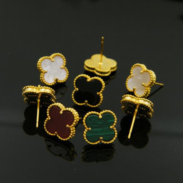 

2020 fashion jewelry wholesale natural black and white shell agate four leaf flower flower earrings copper plated 18k gold earrings, Golden;silver