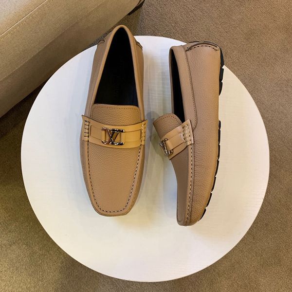 

the 2020 new men shoes fashion luxury sneakers real leather flat metal button peas shoes classic casual coach shoes for men high quality, Black