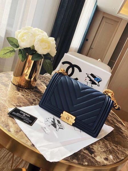 

Party essential elegant ladies cross body bag, fashion retro leather bag shoulder bag!Size: 25 cm