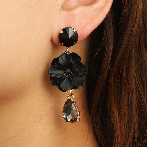 

korean elegant resin camellia flower crystal dangle earrings women fashion geometric earrings ladies ear jewelry brincos yg219, Silver