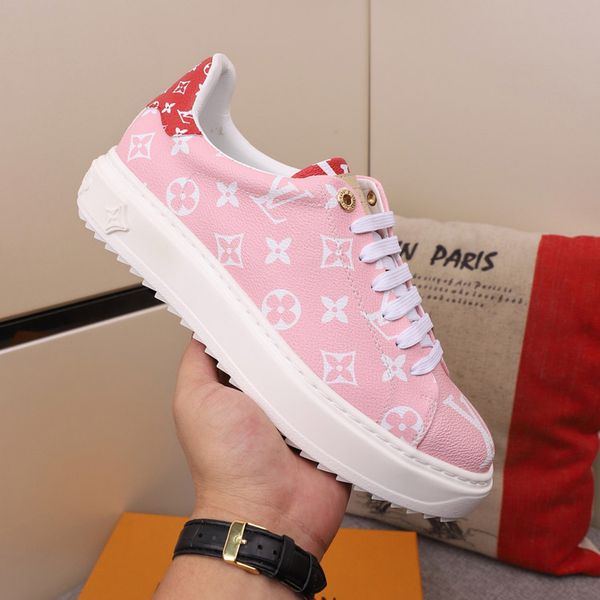 

2020 stylish simple leather high end low cut men and women running shoes sports trainers, Black