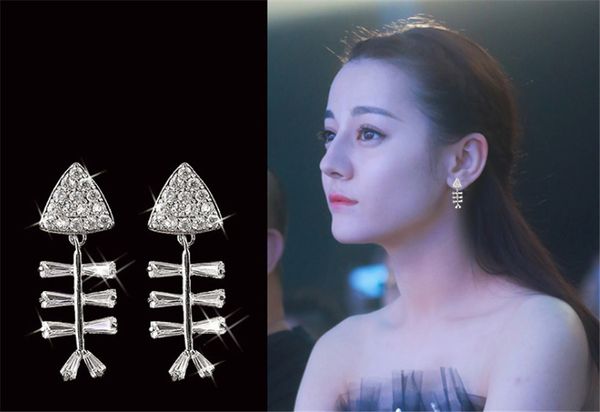 2019 Personality Fishbone Ear Studs Female Temperament Stylish 925