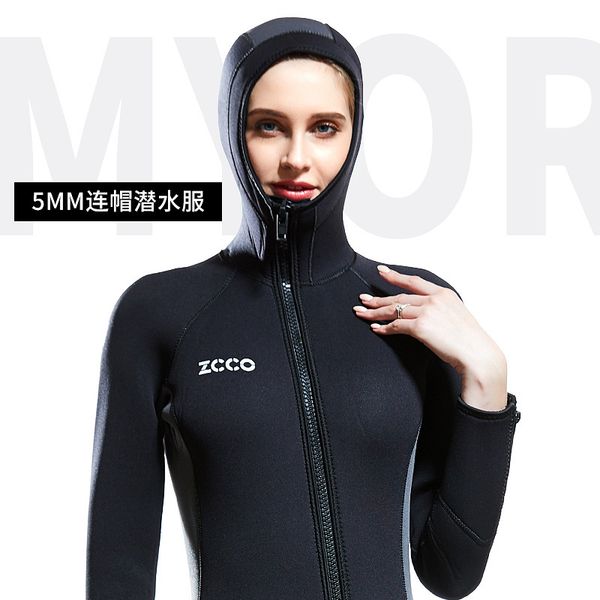

hooded diving suit with zipper opening at the front, thickened warm surfing suit, winter cold proof swimming suit, White;black