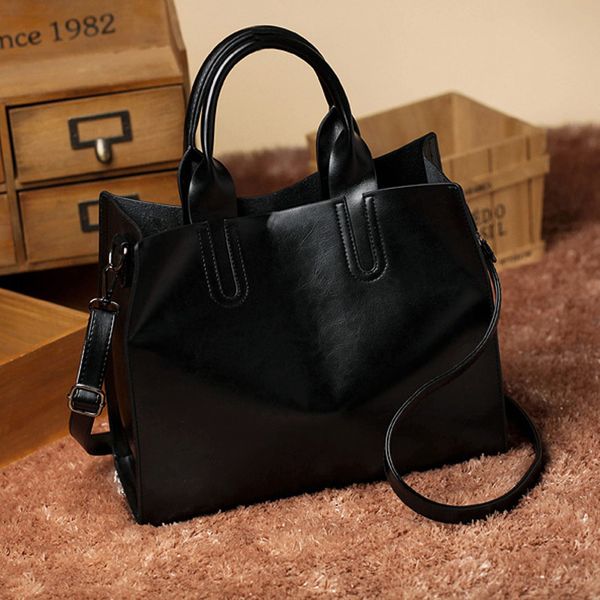 

women bucket fashion leather woman shoulder bags women mujer bolsas doctor handbags designer brand messenger bag