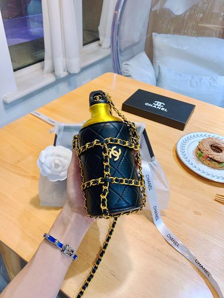 

C C дизайнерская бутылка воды чайник для путешествий роскошные стаканы из нержавеющей стали гидро колба лучшее качество мыши изолированные стаканы из нержавеющей стали