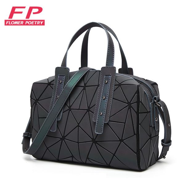 

2019 моды zipper бао сумки женщины светящейся sac сумка tote женщина геометрия сумка плеча сазер plain складные сумки сумка bolasa t200102