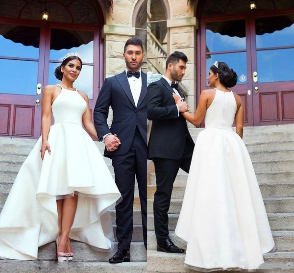 

белый high low свадебные платья без рукавов многоуровневого рябить свадебные платья назад молния спагетти сшитое простые свадебные платья dh, White