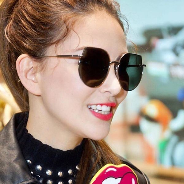 

sun kun ling sunglasses fashion large frame glasses metal cat's eye sunglasses, White;black