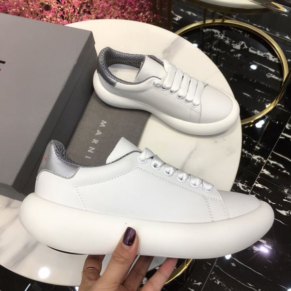 

2020 latest style fashion luxury ladies casual sports low-shoes jogging shoes basketball flat shoes dhl 6