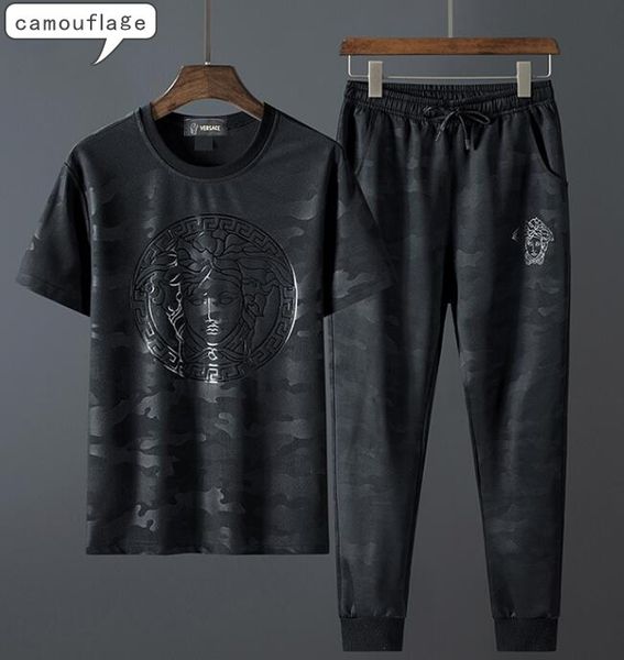 

X0Versace летние мужчины спортивный спортивный костюм печатных тонкий прохладный короткие рукава футболки с бегунов брюки повседневный костюм