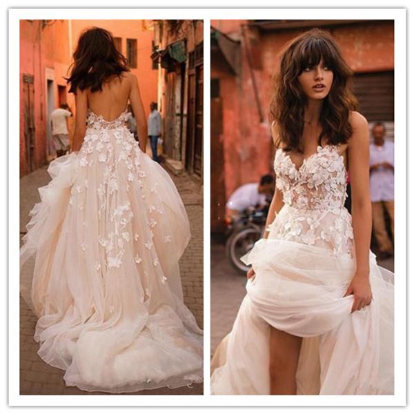 

spaghetti tiered skirt backless plus size elegant garden country toddler bridal gowns liz martinez beach wedding dresses with 3d floral, White