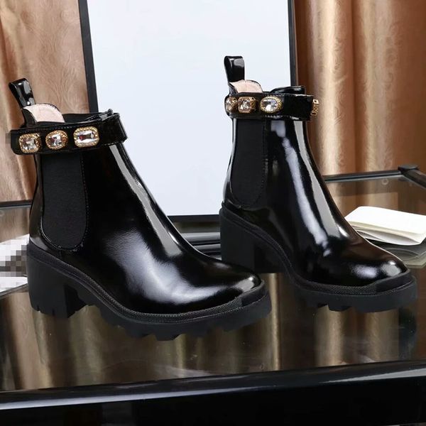 

2020 женщины дизайнер luxury загрузочный martin 100% leather грубый non-slip зимняя обувь star trail моды luxury womens дизайнер bootie xx19, Black