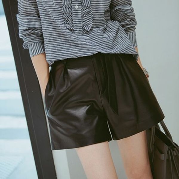 

2018 new fashion genuine sheep leather shorts g10, White;black