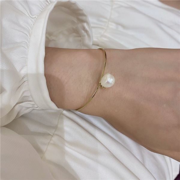 

retro natural freshwater pearls bracelet baroque pearl golden metal couple bracelet for woman trendy jewelry gift, White